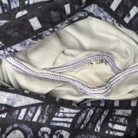 ✨ NIYAMA SOL RARE VINTAGE SHINER TRIBAL ENDLESS HI-WAIST LEGGING XS - Picture 9 of 11